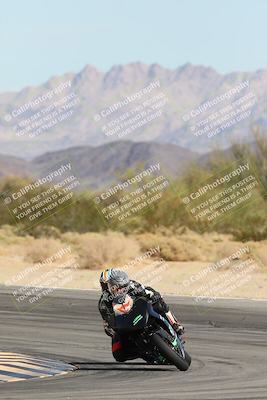 media/Nov-16-2025-Race Pace (Sun) [[8c5fa54630]]/Non Verified Riders (1st 20 Minutes)/2-Turn 10 (1010am)/